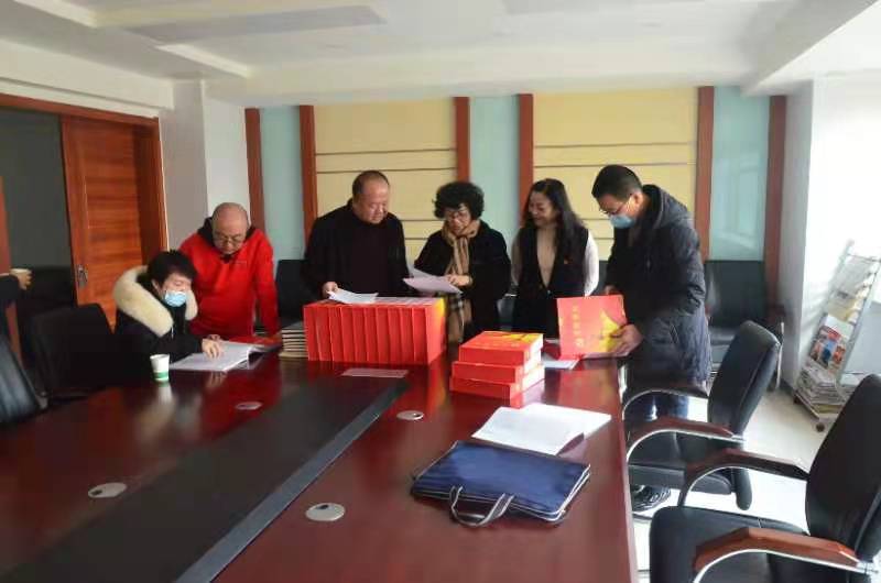 省殘聯(lián)副理事長(zhǎng)吳小萍檢查基金會(huì)黨建工作